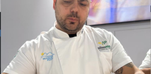 La Guida - Il maestro pizzaiolo Giuseppe De Lucia, di Passione Pizza, al Tutto Food di Milano 