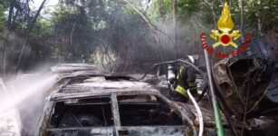 La Guida - Cuneo, auto in fiamme in viale Mistral