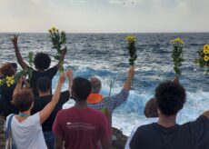 La Guida - Un quarto d’ora di silenzio per il decennale del naufragio di Lampedusa