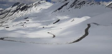 La Guida - Rischio di slavine e valanghe e il Colle dell’Agnello non apre ancora