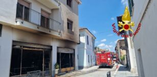 La Guida - Bra, incendio di un negozio