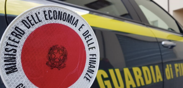La Guida - Operazione “Muraglia di carta”: la Guardia di Finanza di Cuneo arresta cinque persone e sequestra 85 milioni di euro