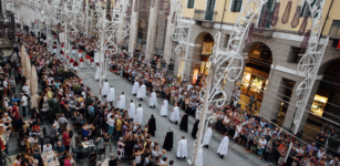 Tante iniziative in città, modifiche alla circolazione e alla sosta a Cuneo dal 14 al 16 luglio La Guida - Tante iniziative in città, modifiche alla circolazione e alla sosta a Cuneo dal 14 al 16 luglio