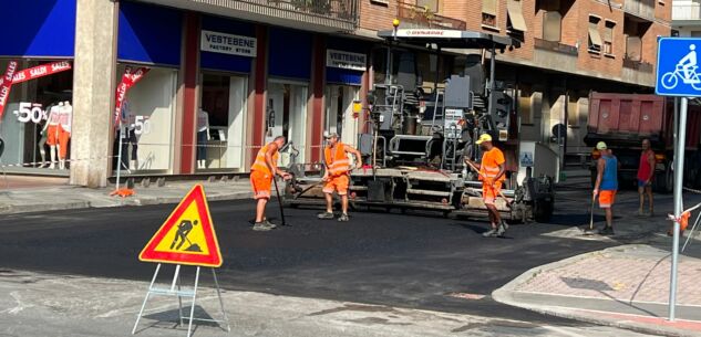 La Guida - Cuneo, proseguono i lavori di asfaltatura
