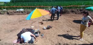 La Guida - Rinvenute alcune tombe cinerarie di epoca romana a Castelletto Stura