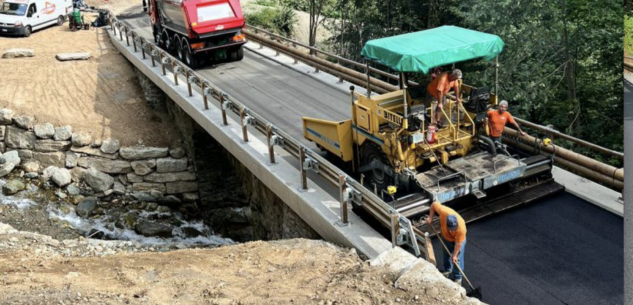 La Guida - Conclusi i lavori al ponte sul rio Giulian lungo la strada provinciale 26 per Oncino