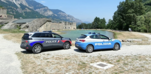Polizia di frontiera, espulsioni e una riammissione in Francia La Guida - Polizia di frontiera, espulsioni e una riammissione in Francia