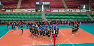 La Guida - “Tanti battiti un solo cuore”, il primo appuntamento del Cuneo Volley (video)