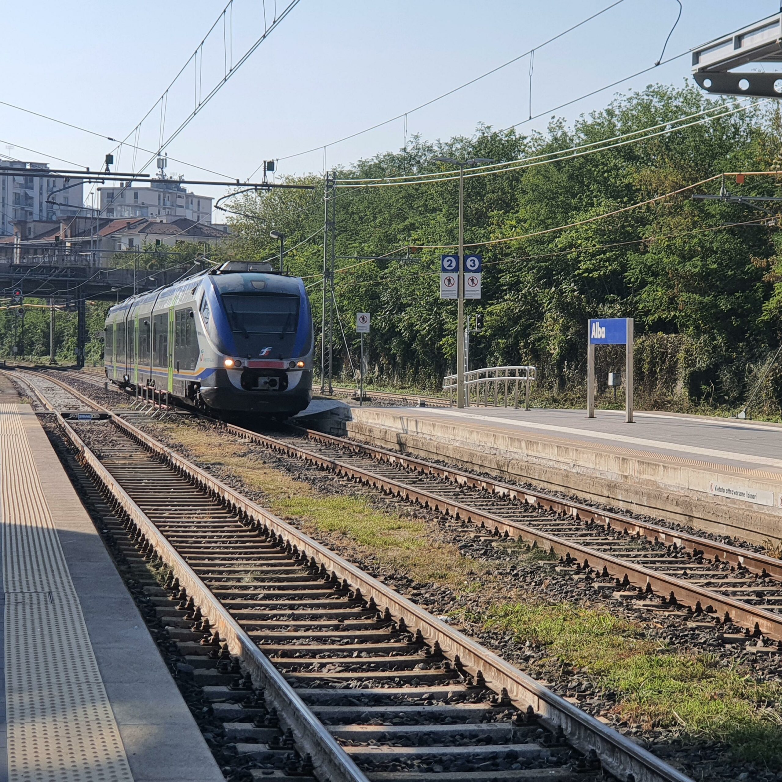 linea ferroviaria Alba-Asti