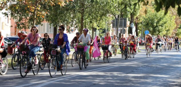 La Guida - Domenica a Cuneo la “Fancy Women Ride” in bicicletta