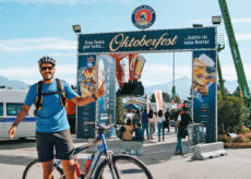 La Guida - Oktoberfest Cuneo, ogni giorno un boccale da un litro di birra in omaggio ai primi tre visitatori in bicicletta