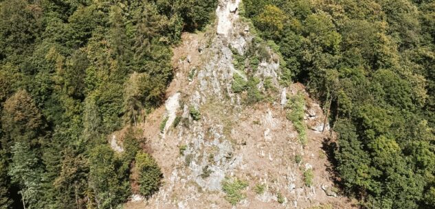 La Guida - Monterosso Grana, intervento per proteggere dalla frana del castello (video)