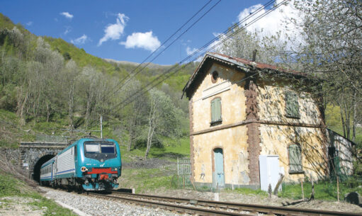 Treno Limone Cuneo - Ventimiglia (foto Giorgio Bernardi)