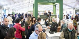 Il ministro Crosetto ad Alba per aprire la Fiera del Tartufo Bianco La Guida - Il ministro Crosetto ad Alba per aprire la Fiera del Tartufo Bianco