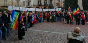 La Guida - I Cuneesi dicono no a tutte le guerre (foto e video)