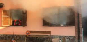 Un incendio in una villetta in frazione Santa Maria di La Morra La Guida - Un incendio in una villetta in frazione Santa Maria di La Morra