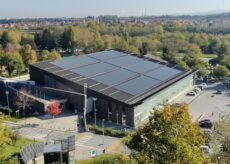 La Guida - Inaugurato l’impianto fotovoltaico sul tetto dello Stadio del nuoto