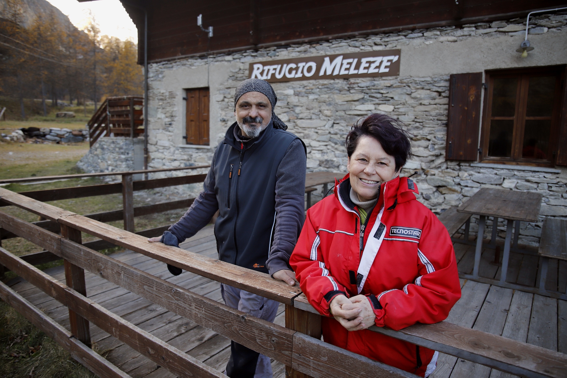 Davide Isola e Giuseppina Facelli nuovi gestori Rifugio Meleze di Bellino
