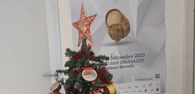 La Guida - Nel municipio di Borgo un albero di Natale speciale