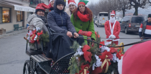 La Guida - Valgrana, Babbo Natale ha accolto i bambini