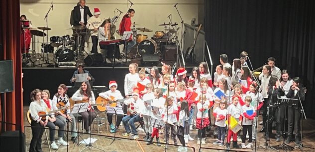 La Guida - Il Natale in musica al Don Bosco per dire stop alle guerre (video)