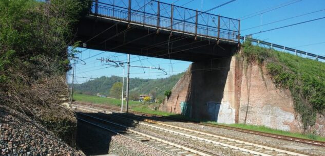 La Guida - I lavori al sovrappasso ferroviario a San Michele Mondovì