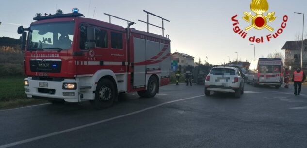 La Guida - Scontro tra due auto a La Morra