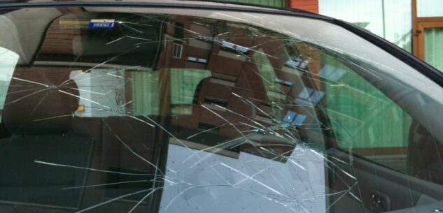 La Guida - Mondovì, distrusse vetri di due auto della cooperativa che si occupò di lui