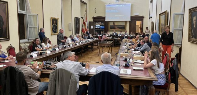 La Guida - I parlamentari europei in consiglio comunale a Cuneo