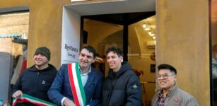 A Fossano apre “Revision”, tre giovani per il vintage La Guida - A Fossano apre “Revision”, tre giovani per il vintage