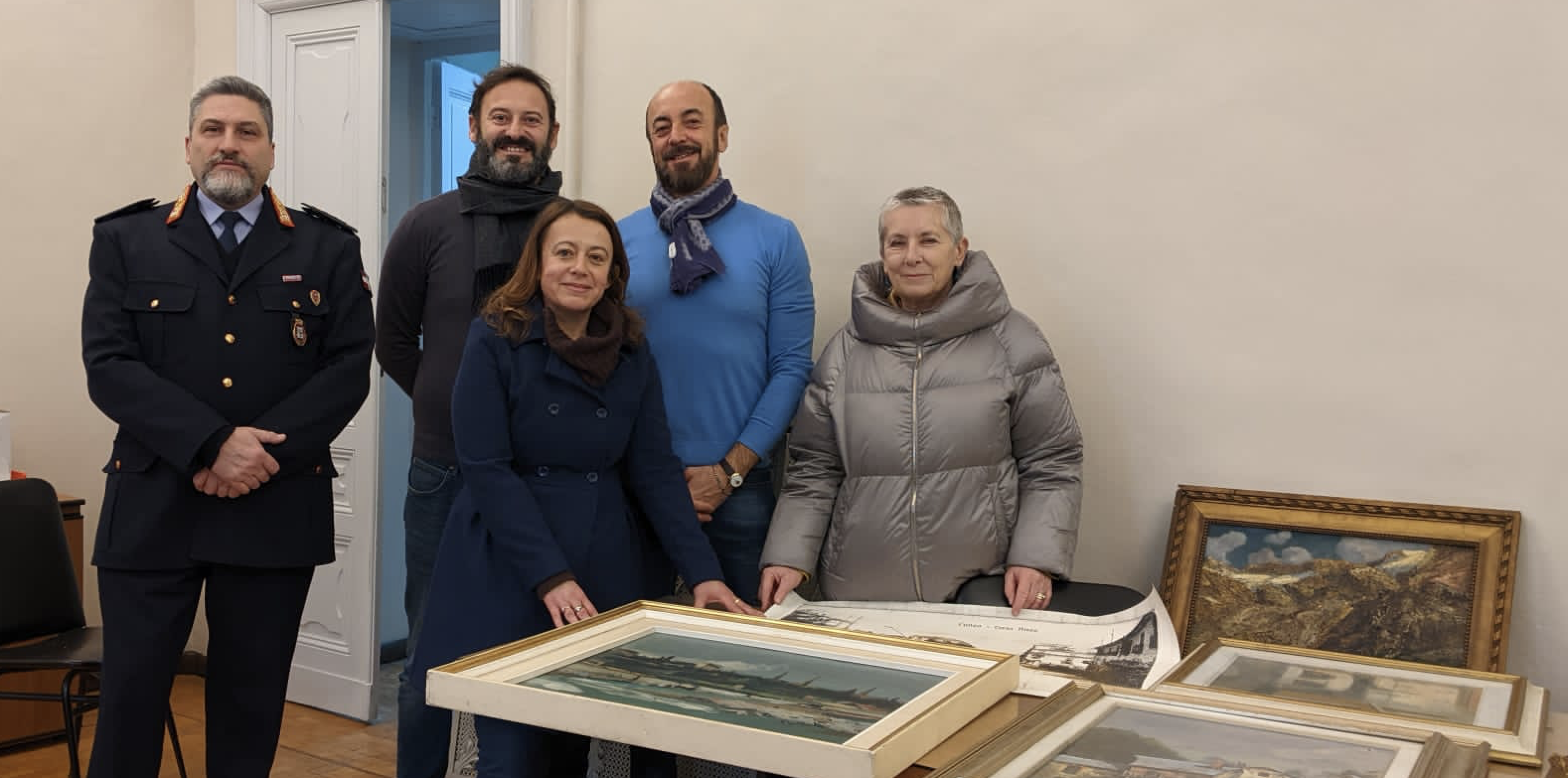 La Polizia locale recupera otto opere d’arte rubate al Comune