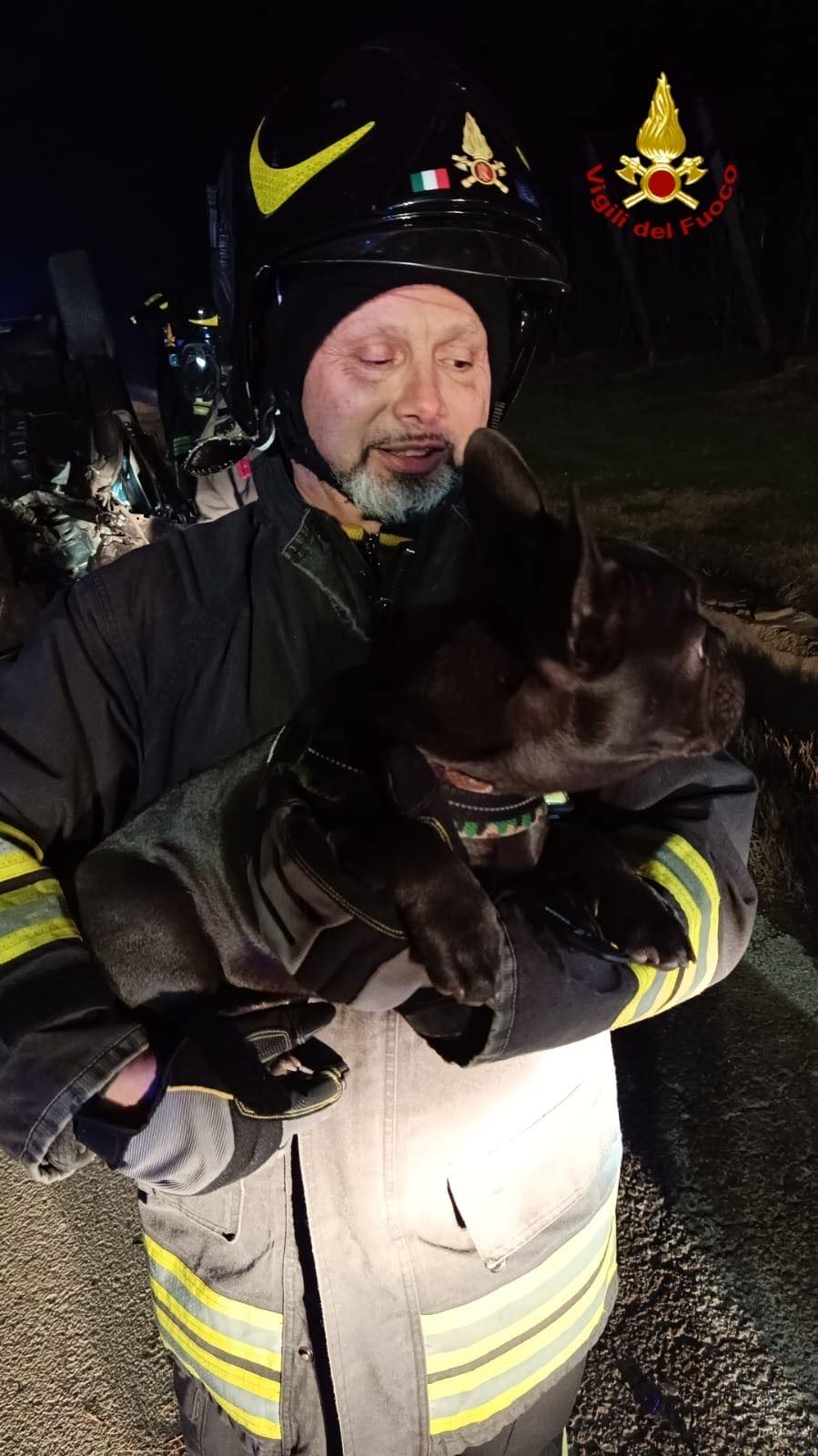 Auto cappottata a Costigliole Saluzzo