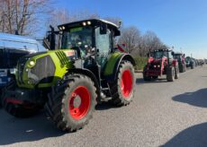 La Guida - “L’agricoltura sta morendo”, il corteo dei trattori a Cuneo (video)