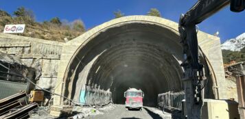 La Guida - Tenda bis si sente puzza di bruciato