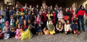 Il Carnevale con madama Tarantasia, cavalier Caranta e la damigella di corte La Guida - Il Carnevale con madama Tarantasia, cavalier Caranta e la damigella di corte