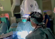 La Guida - Un robot innovativo in uso alla Neurochirurgia del Santa Croce e Carle (video)