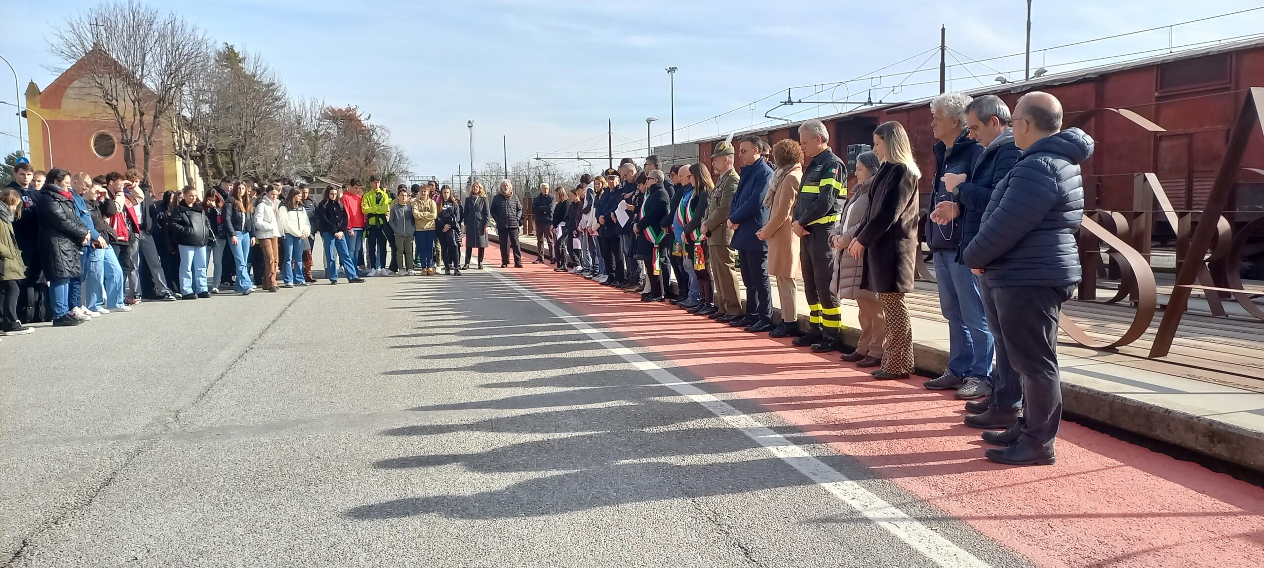 “Che il ricordo dei 26 ebrei deportati da qui sia di benedizione per tutti!”