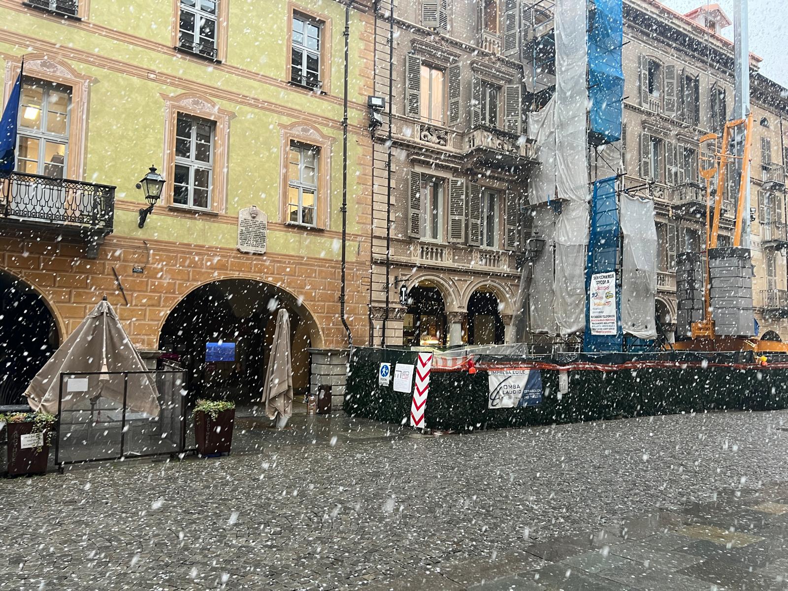 Cuneo - Nevicata in via Roma