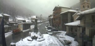 La Guida - Beffa a Crissolo: la neve scende copiosa, ma la seggiovia resta ferma 