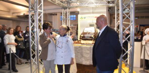 La Guida - Inaugurato alla Bertello il “Borgo di cioccolato”