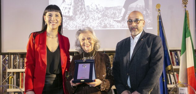 La Guida - Dal Consiglio regionale un premio alla carriera a Susanna Egri