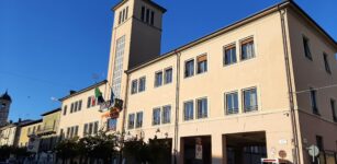 La Guida -  Municipio di Boves, lavori in corso per i serramenti