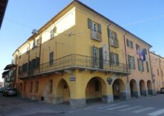La Guida - Sirene spiegate dei Carabinieri e Vigili urbani in Municipio a Sant’Albano