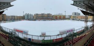 La Guida - Neve sui campi da calcio, saltano le partite, anche il derby Cuneo-Dronero