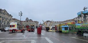 La Guida - Addio luna park, smontate le giostre in piazza Galimberti