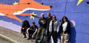 Terminato il murales “Il piccolo principe” a Gambasca La Guida - Terminato il murales “Il piccolo principe” a Gambasca