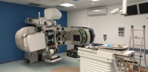 Ecco il nuovo acceleratore lineare per la radioterapia al Santa Croce di Cuneo La Guida - Ecco il nuovo acceleratore lineare per la radioterapia al Santa Croce di Cuneo