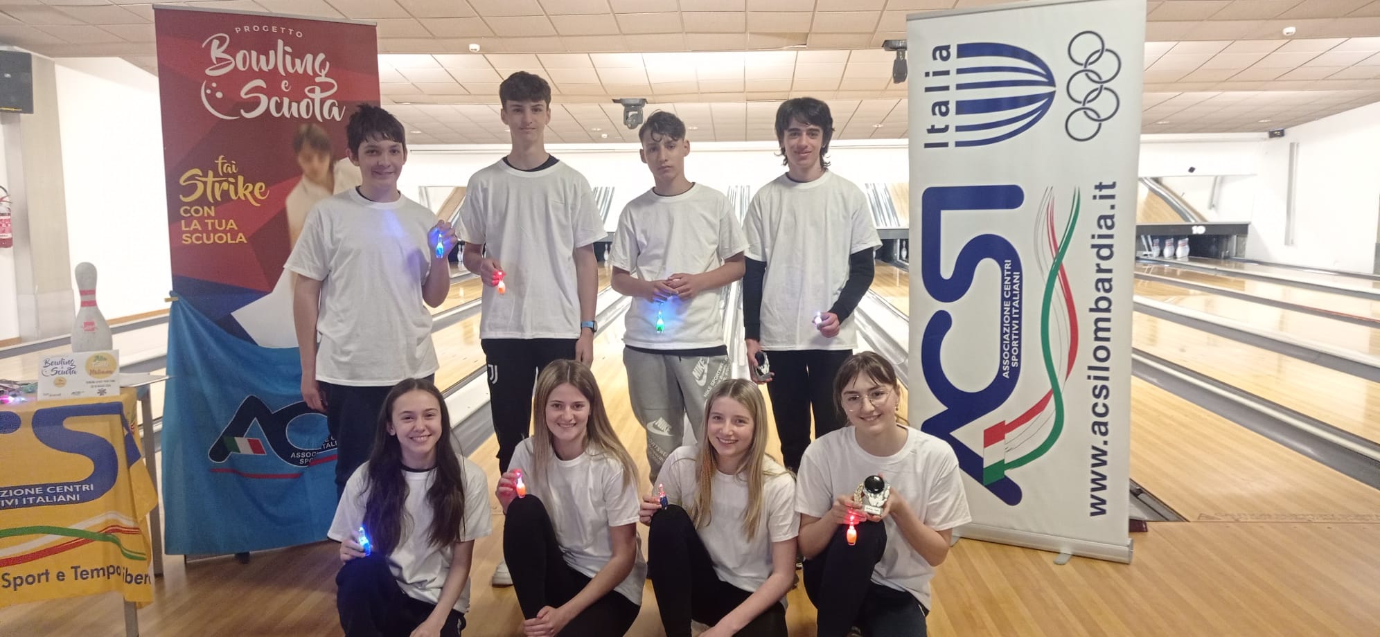 Gli alunni di Borgo San Dalmazzo alla scoperta del bowling