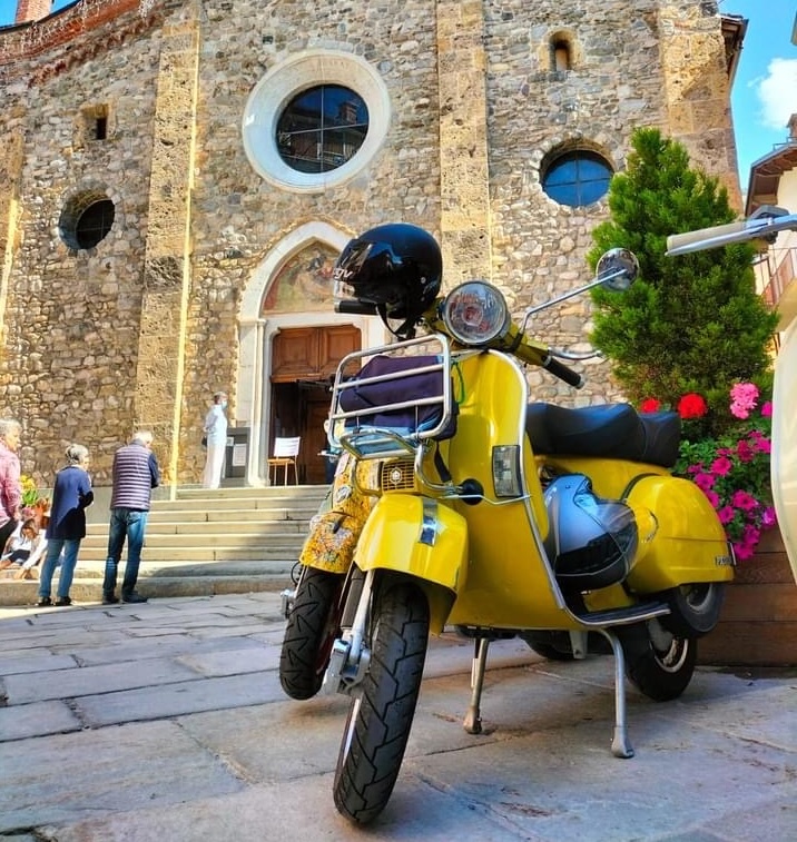 A Limone in arrivo uno sciame di Vespe Piaggio
