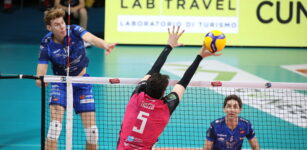 Cuneo chiude la stagione a bocca asciutta: biancoblu eliminati anche in Coppa Italia da Porto Viro (1-3) La Guida - Cuneo chiude la stagione a bocca asciutta: biancoblu eliminati anche in Coppa Italia da Porto Viro (1-3)